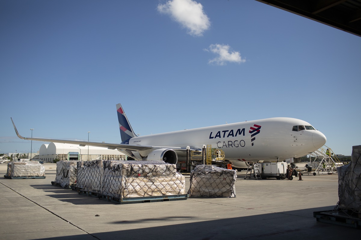 LATAM Cargo adiciona 3ª frequência Miami-Florianópolis e amplia capacidade  no Sul - Turismo