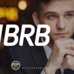 Crise se agrava no BRB: Banco enfrenta pior momento em anos: análise completa do rebaixamento da Fitch