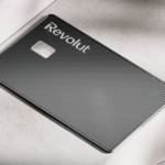 Novo Visa Infinite Ultra! Revolut com quatro parcelas com desconto na anuidade e acessos ilimitados em salas Vip e 3 pontos Avios