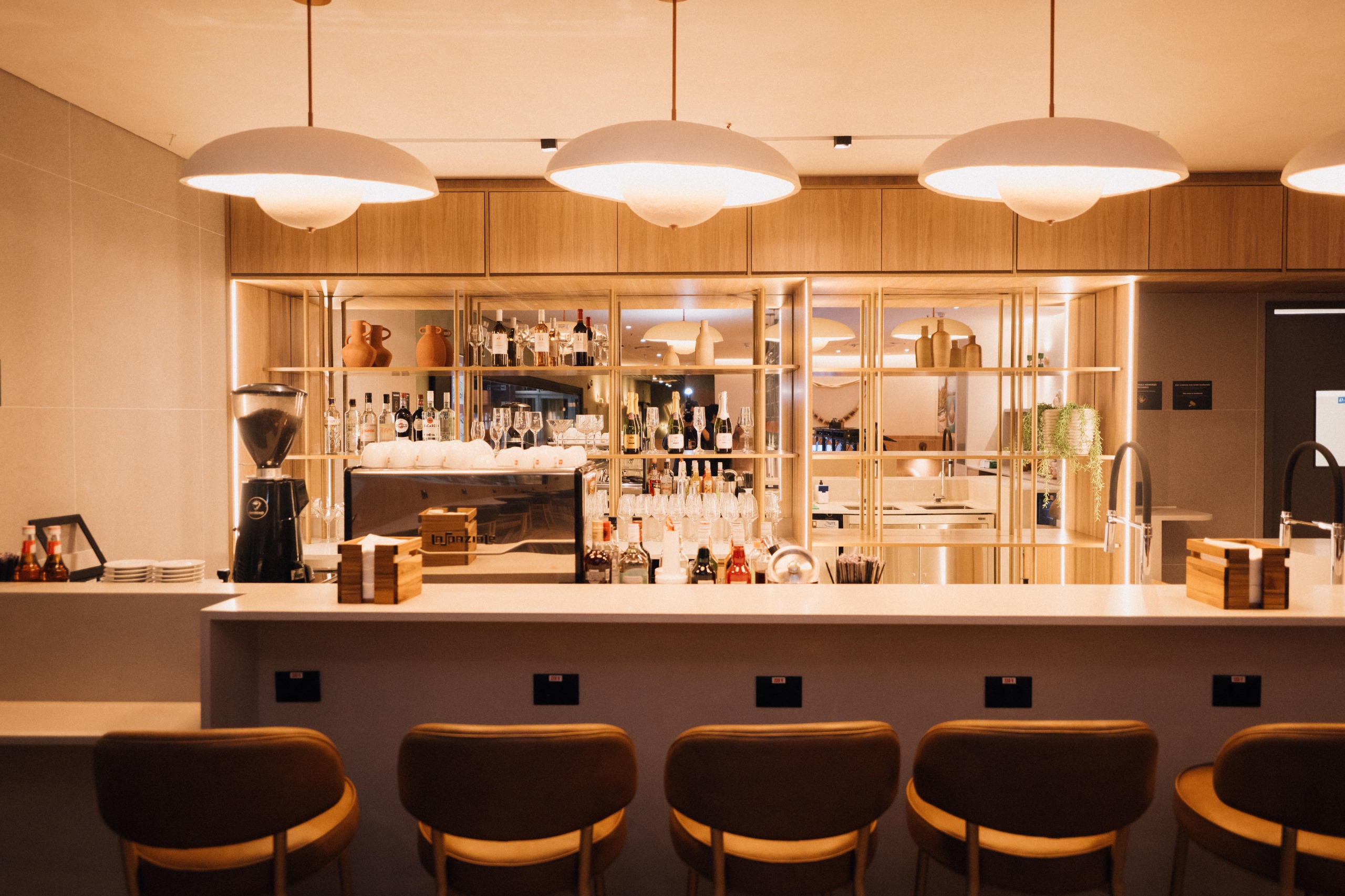 Com nova sala VIP na área internacional,W Premium Group amplia&hellip;