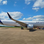LATAM recebe primeiro avião de fábrica em 2026 e amplia frota no Brasil para 172 aeronaves